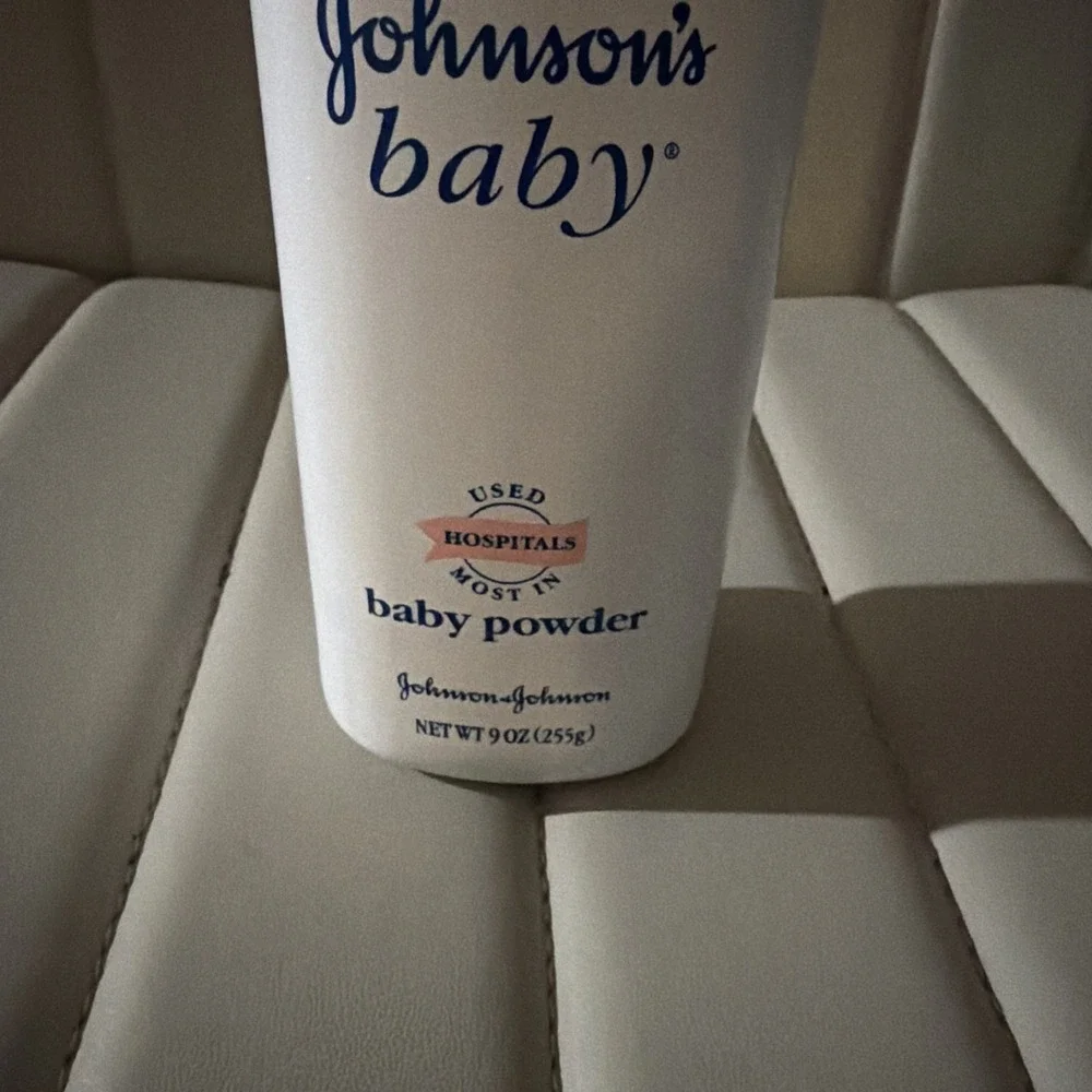 Vtg 1994 Johnson's Baby Powder with Talc 15 oz Bottle Sealed & Full
